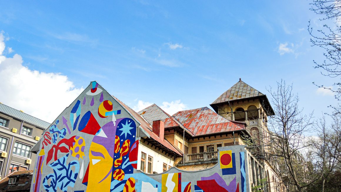  Bucarest part. 2 : déambulation urbaine au fil des fresques